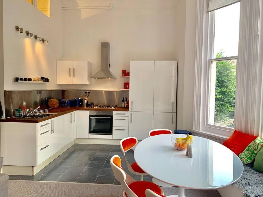 Beautiful Flat Perfect For A Seaside Break! Apartamento Brighton Exterior foto
